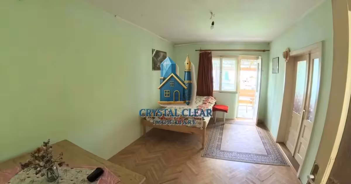 Casă individuală de vânzare cu 2 camere în zona Platou, Târgu Mureș