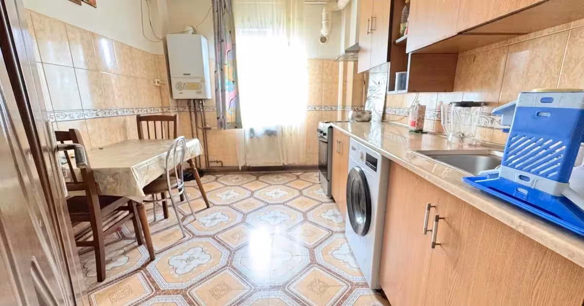 Apartament de vânzare cu 2 camere în zona Republicii, Bacău