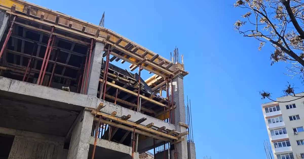 Apartament de vânzare cu 3 camere în zona Ștefan cel Mare, Sector 2