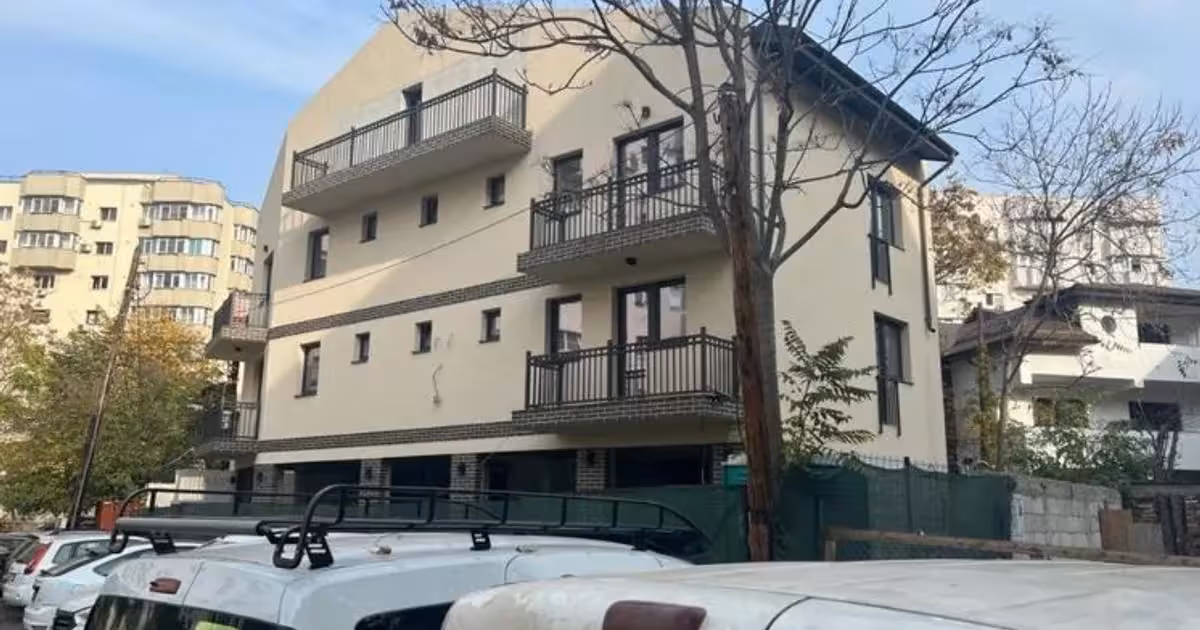 Casă individuală de vânzare cu 13 camere în zona Vitan Mall, Sector 3