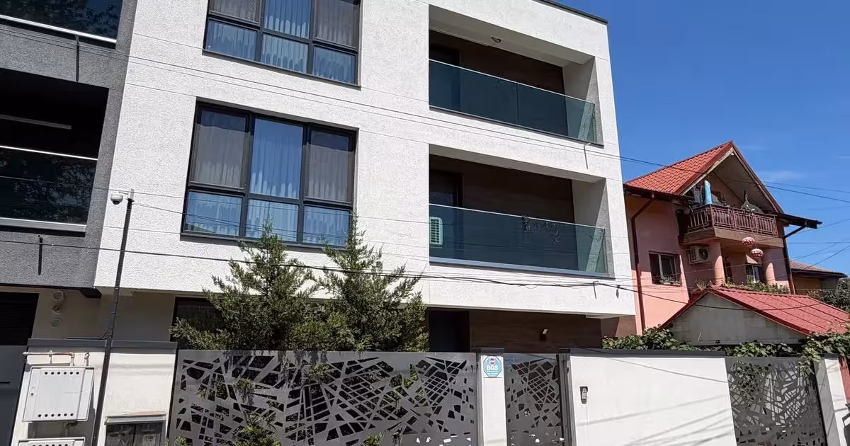 Casă individuală de vânzare cu 6 camere în zona Apărătorii Patriei, Sector 4