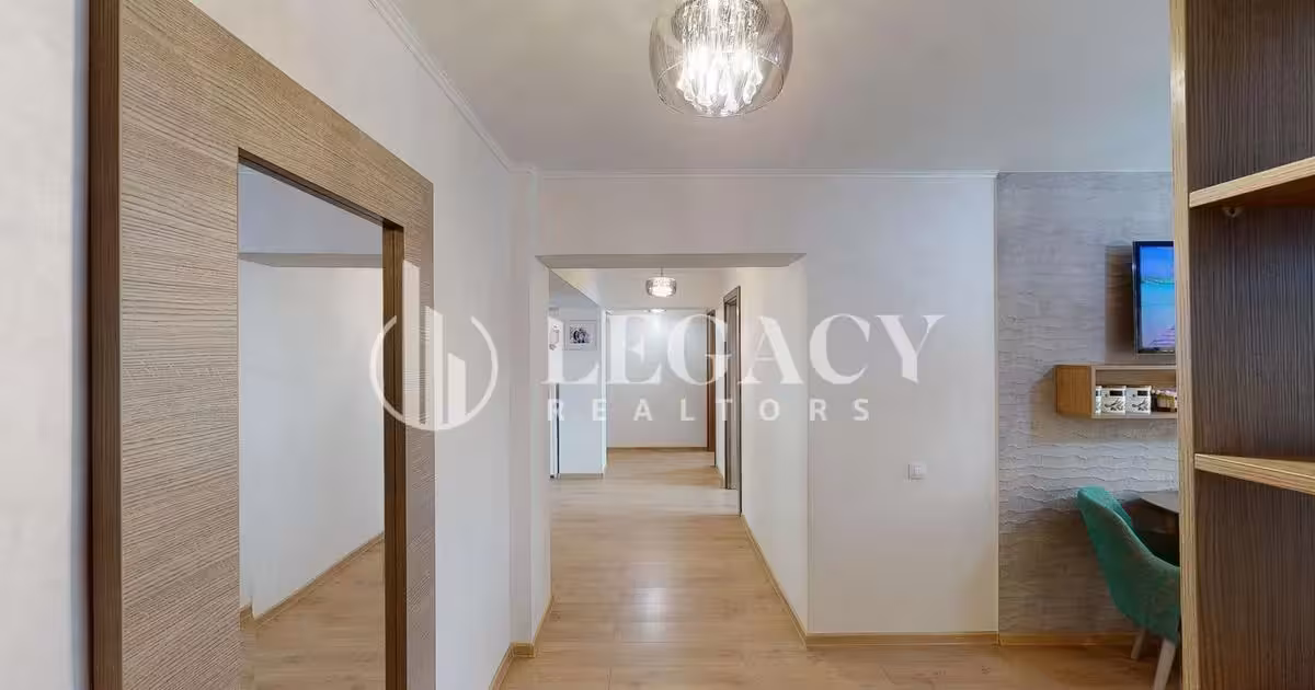 Apartament de vânzare cu 4 camere, mobilat în zona Ultracentral, Botoșani