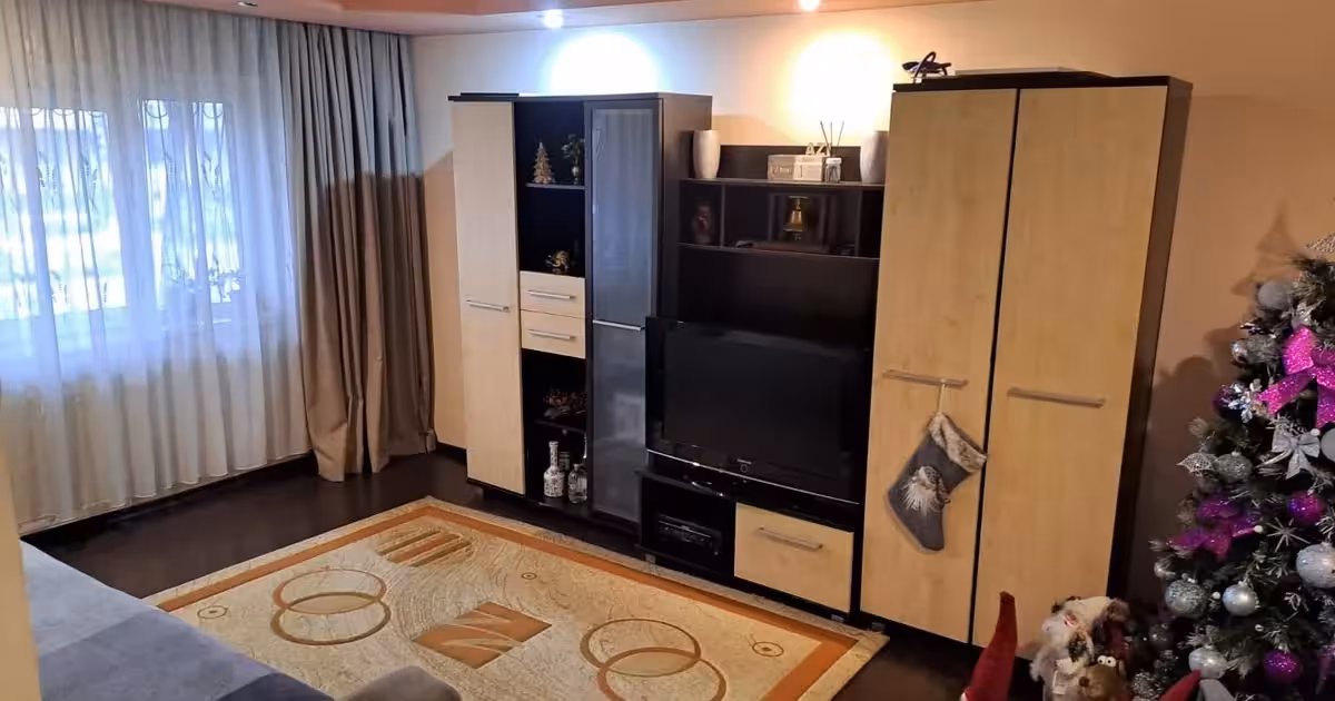 Apartament de vânzare cu 4 camere, mobilat în zona Sălaj, Sector 5
