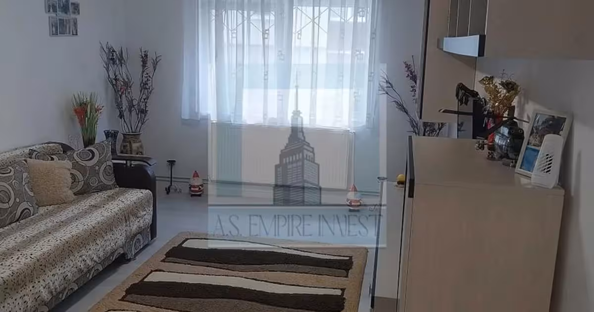 Apartament de vânzare cu 2 camere în zona Răcădău, Brașov
