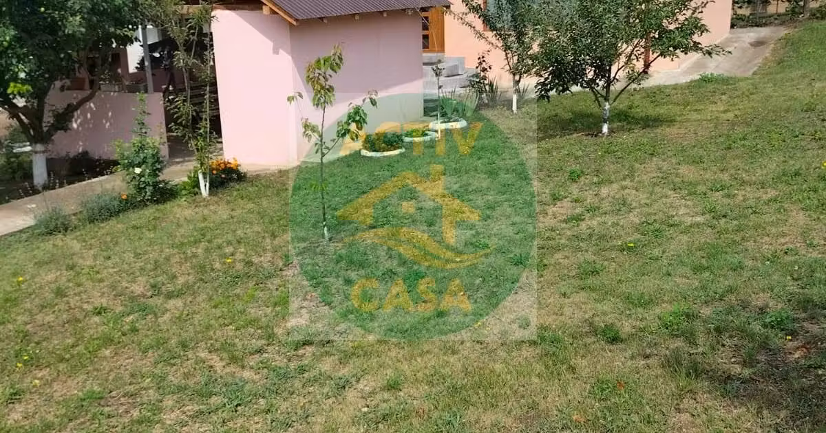 Casă de vânzare cu 1 camere în Poienari
