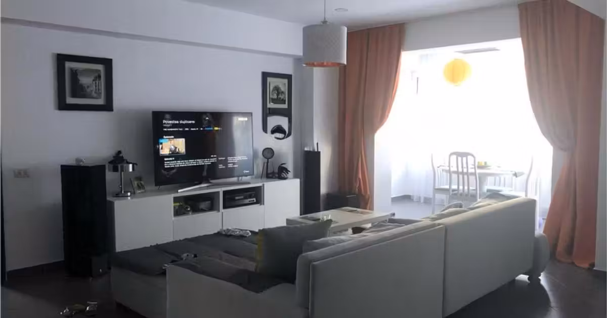 Apartament de vânzare cu 2 camere, mobilat în zona Faleza Nord, Constanța