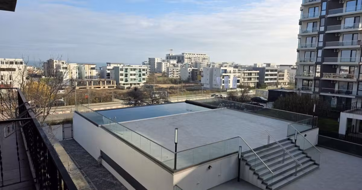 Apartament de vânzare cu 3 camere, mobilat în Mamaia-Sat