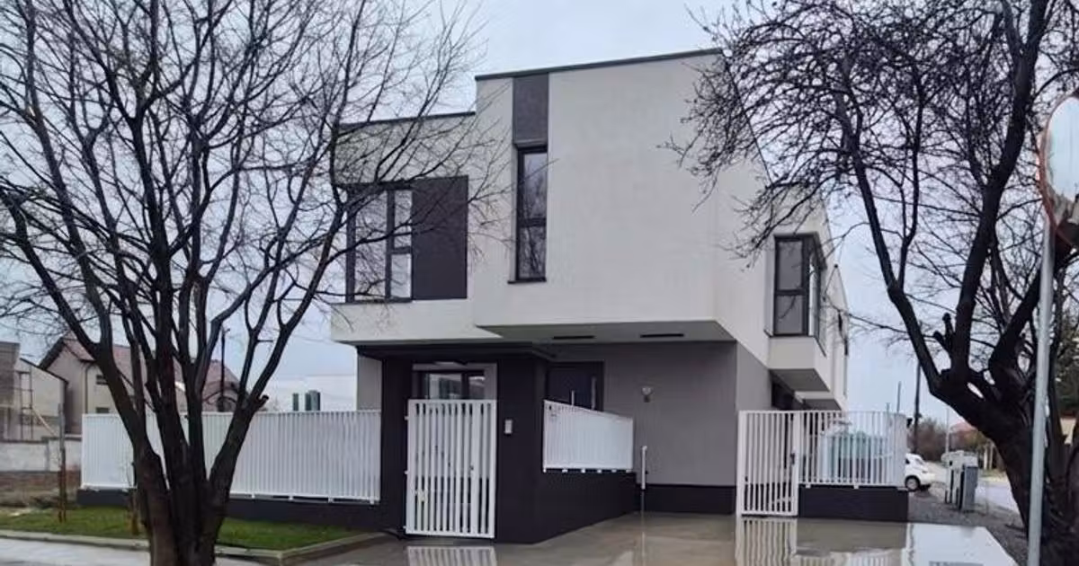 Duplex de vânzare cu 4 camere în Palazu Mare