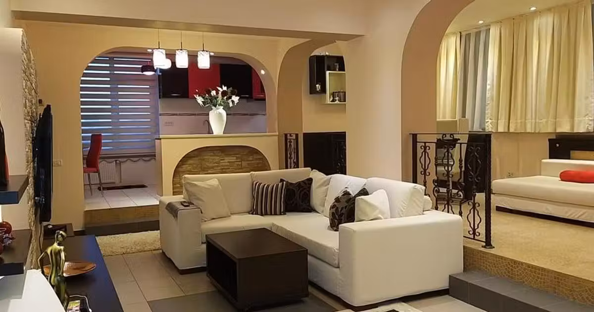 Apartament de vânzare cu 2 camere, mobilat în zona Inel II, Constanța