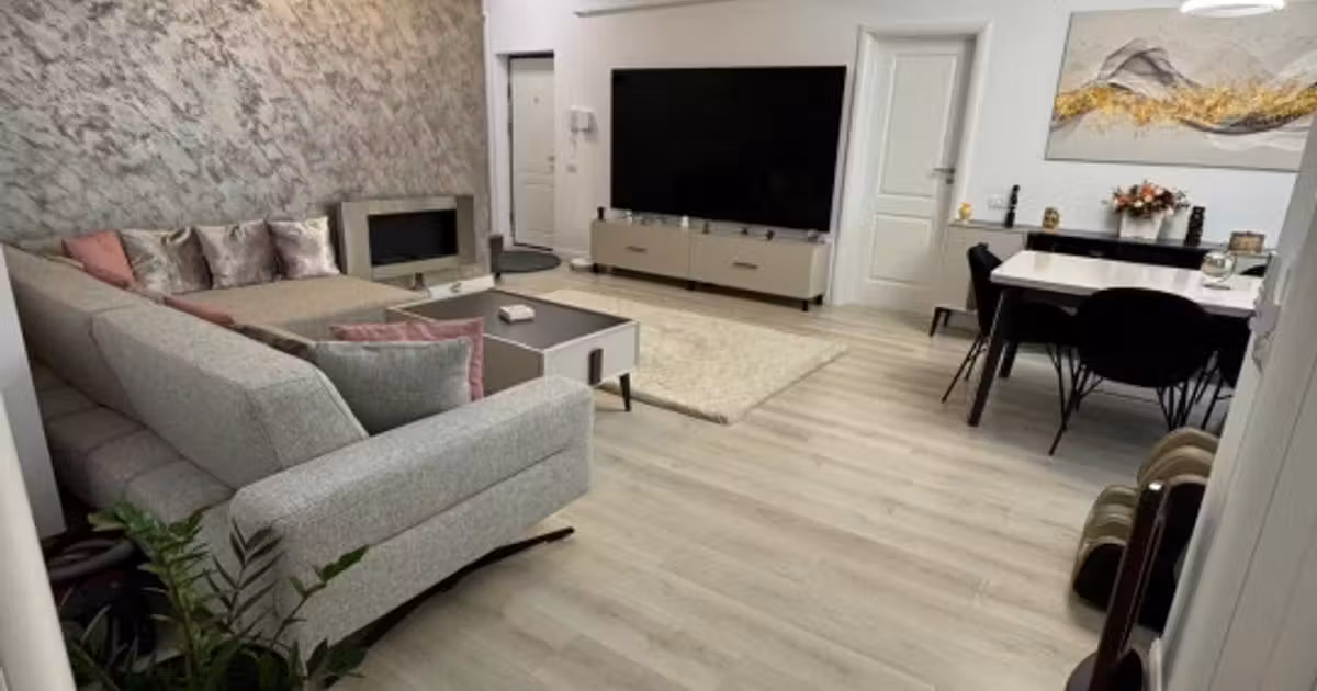 Apartament de vânzare cu 2 camere, mobilat în zona Tomis Plus, Constanța