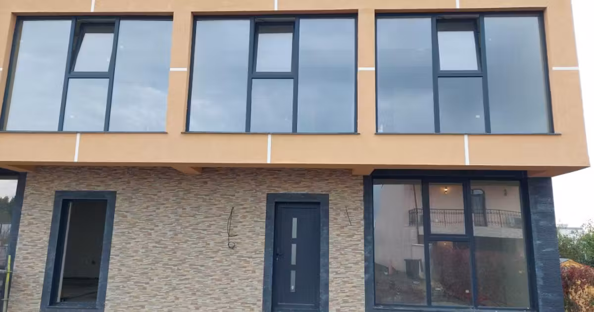 Duplex de vânzare cu 4 camere în Mamaia-Sat