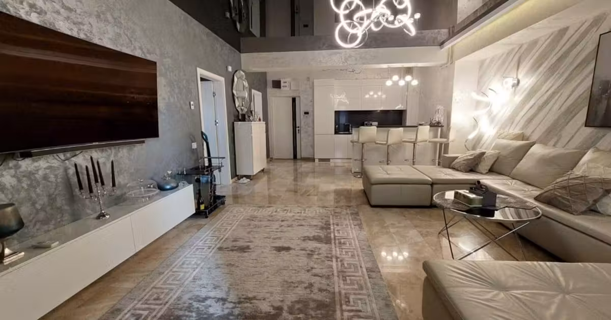 Apartament de vânzare cu 2 camere, mobilat în zona Palazu Mare, Constanța