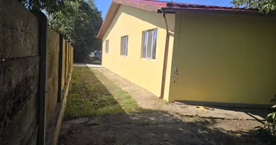 Casă Peninsulă
