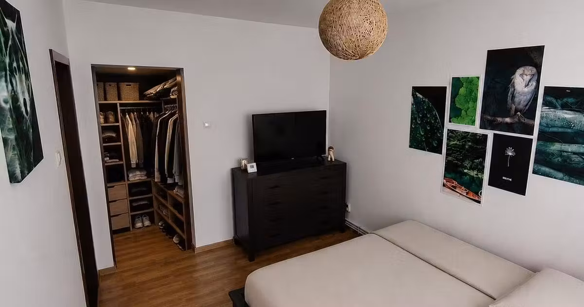 Apartament de vânzare cu 2 camere în zona Central, Botoșani