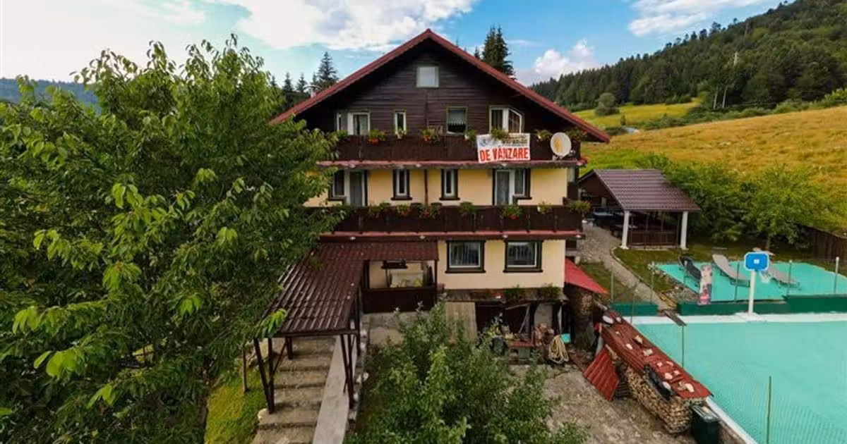 Hotel/Pensiune de vânzare de 400 mp, în zona Exterior Est, Brașov