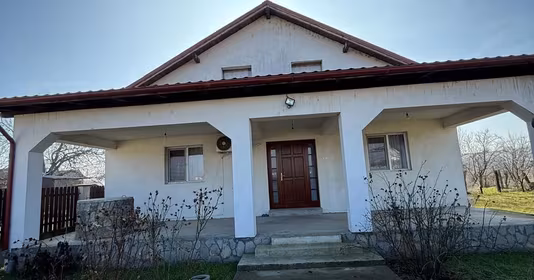 Casă Băbeni