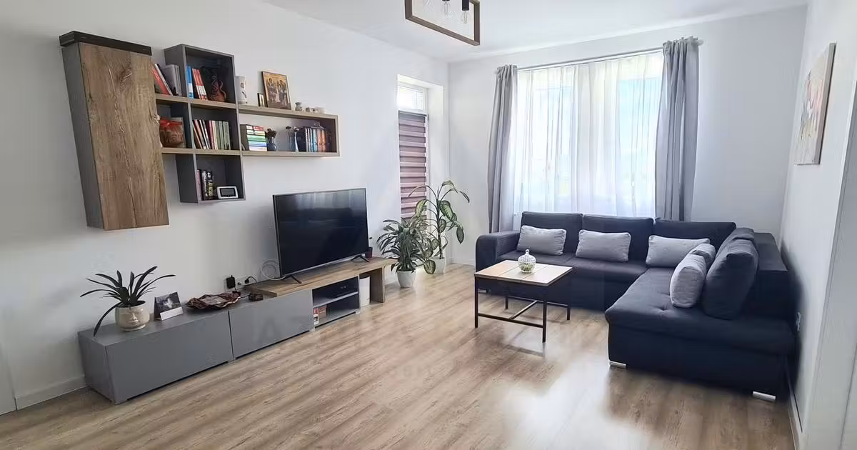 Apartament de vânzare cu 2 camere, mobilat în zona Lazaret, Sibiu