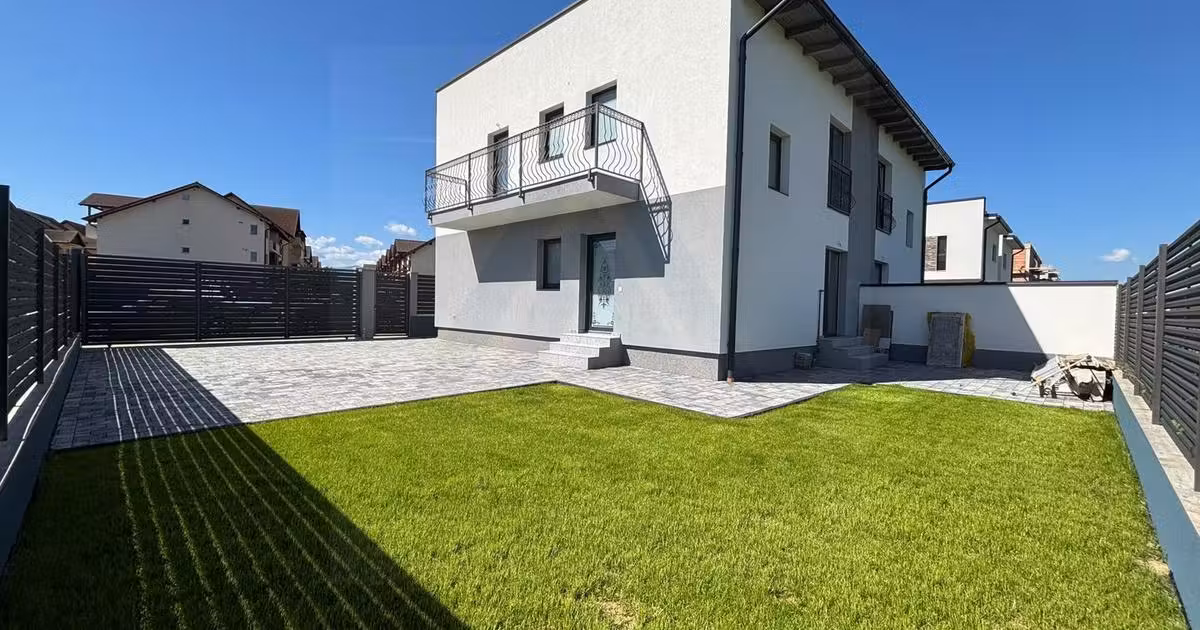 Duplex de vânzare cu 4 camere în Șelimbăr