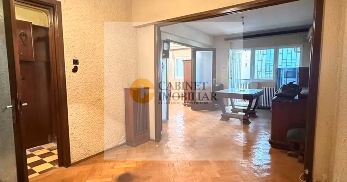 Apartament de vânzare cu 2 camere în zona Sala Palatului, Ultracentral