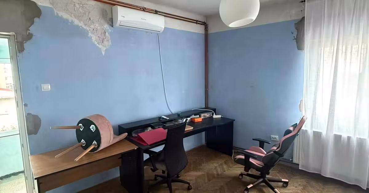 Apartament de vânzare cu 3 camere în zona P-ța Victoriei, Ultracentral