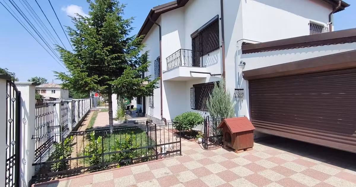 Casă de vânzare cu 6 camere în Cornetu