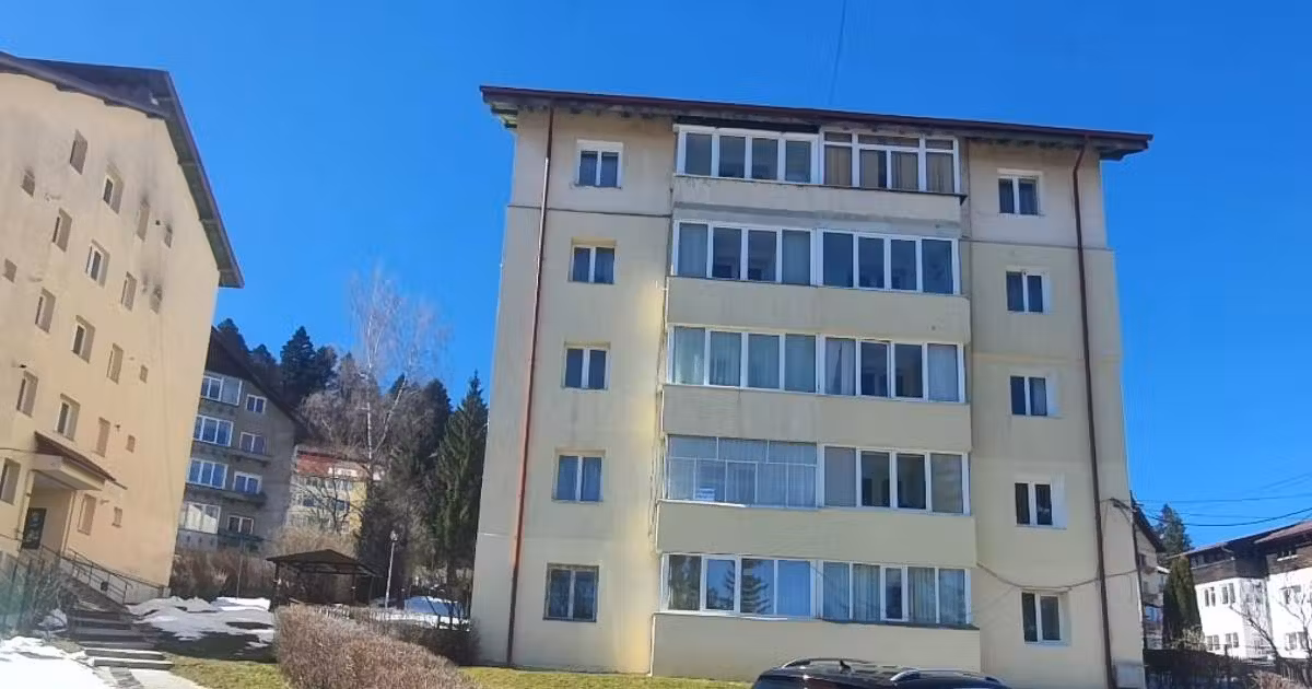 Apartament de vânzare cu 3 camere în Predeal