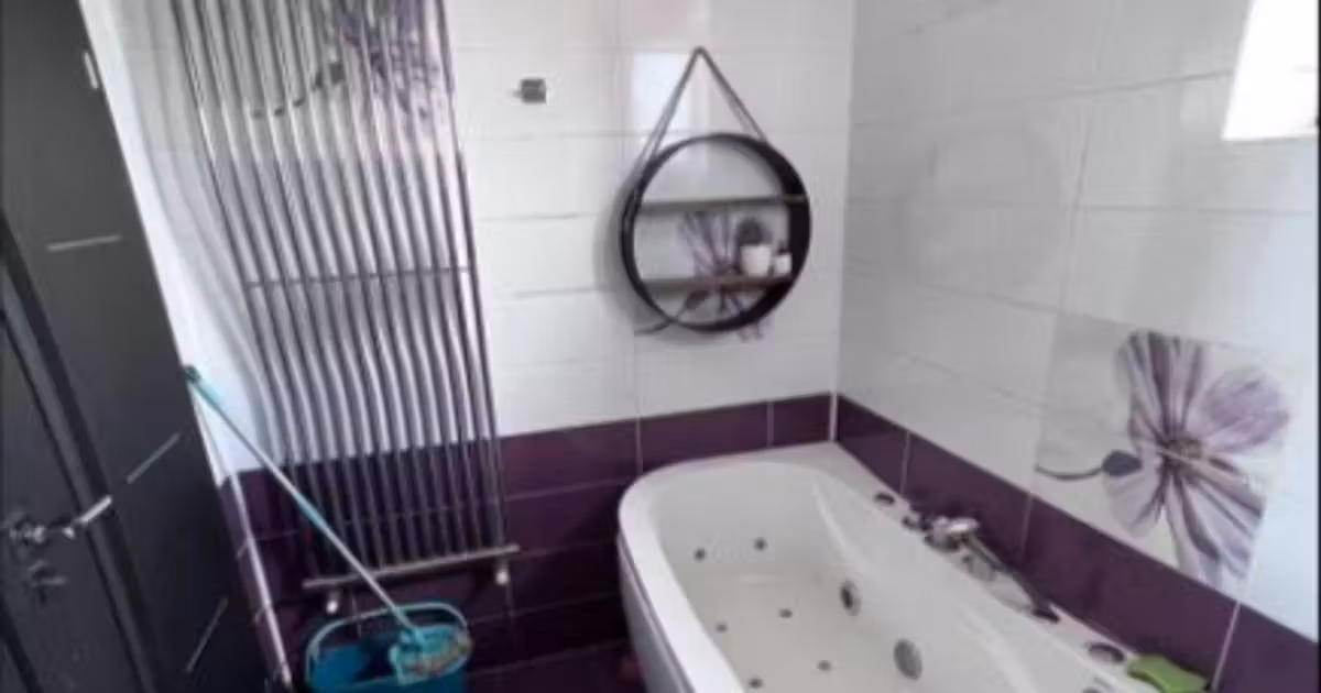 Apartament de vânzare cu 3 camere în zona Faleza Nord, Constanța
