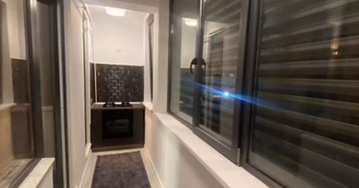 Apartament de vânzare cu 2 camere în zona Tomis Nord, Constanța