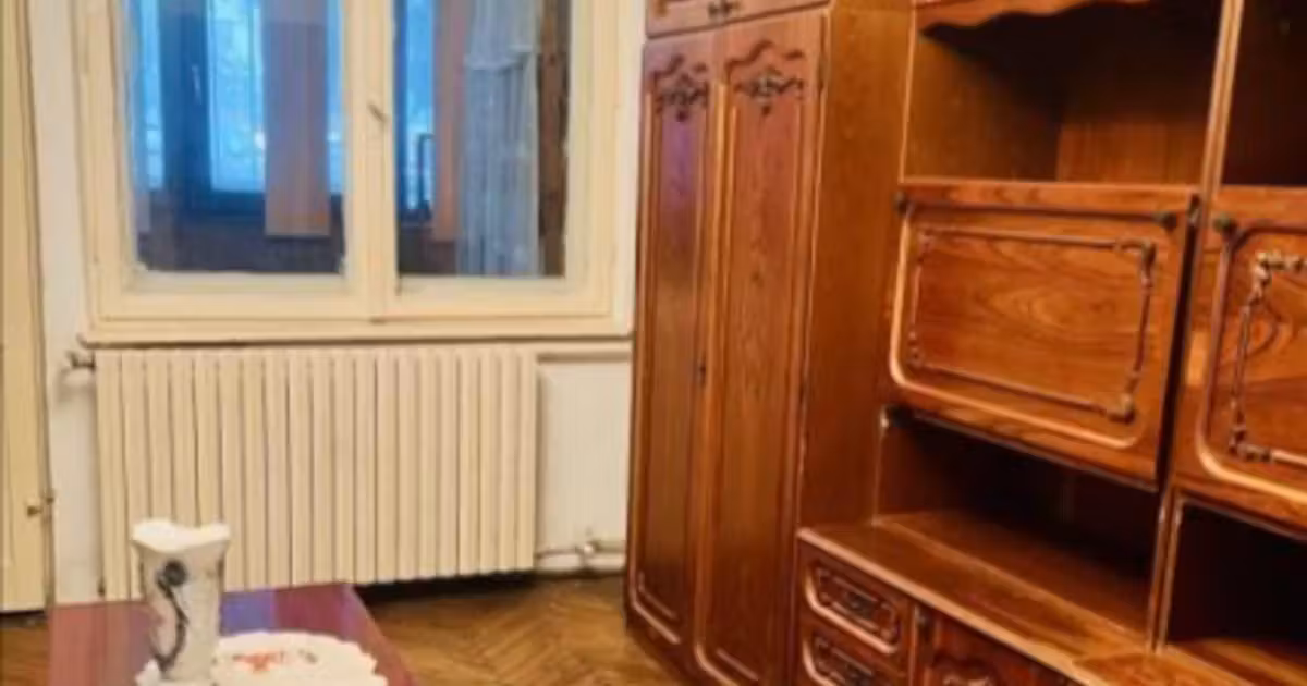 Apartament de vânzare cu 2 camere în zona Tomis III, Constanța