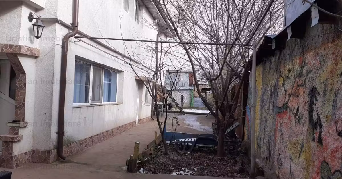 Casă de vânzare cu 5 camere în zona Brăilița, Brăila