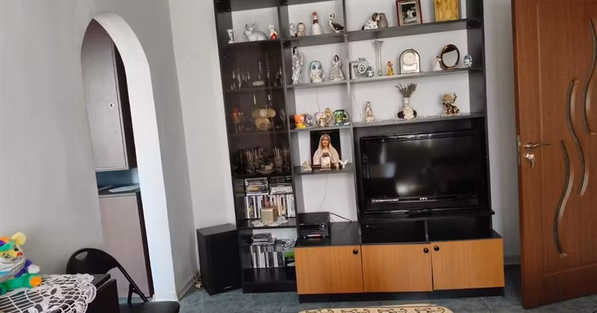 Apartament de vânzare cu 2 camere, mobilat în zona Viziru 3, Brăila