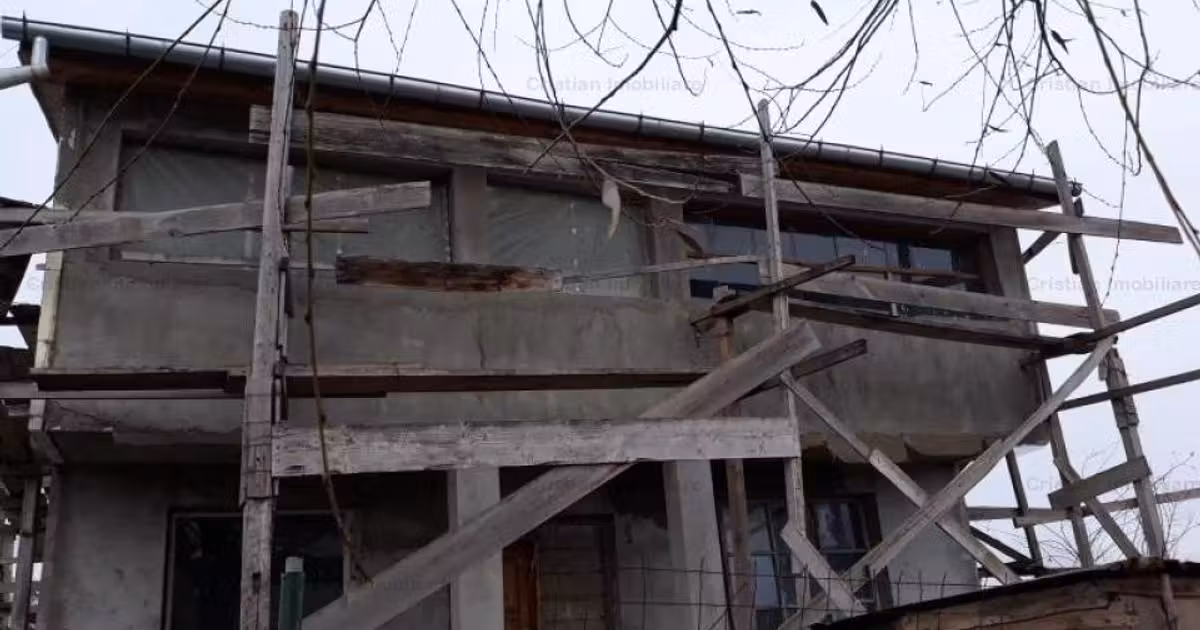 Casă de vânzare cu 4 camere în zona Brăilița, Brăila