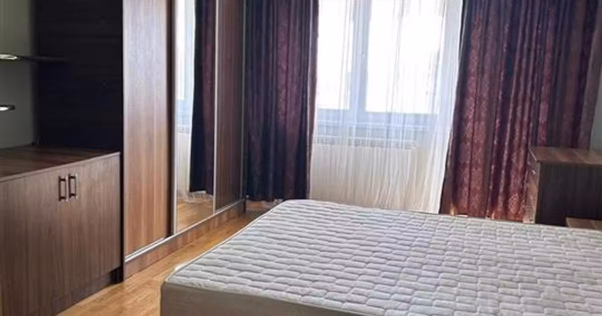 Apartament de vânzare cu 2 camere în zona Buzaului, Brăila