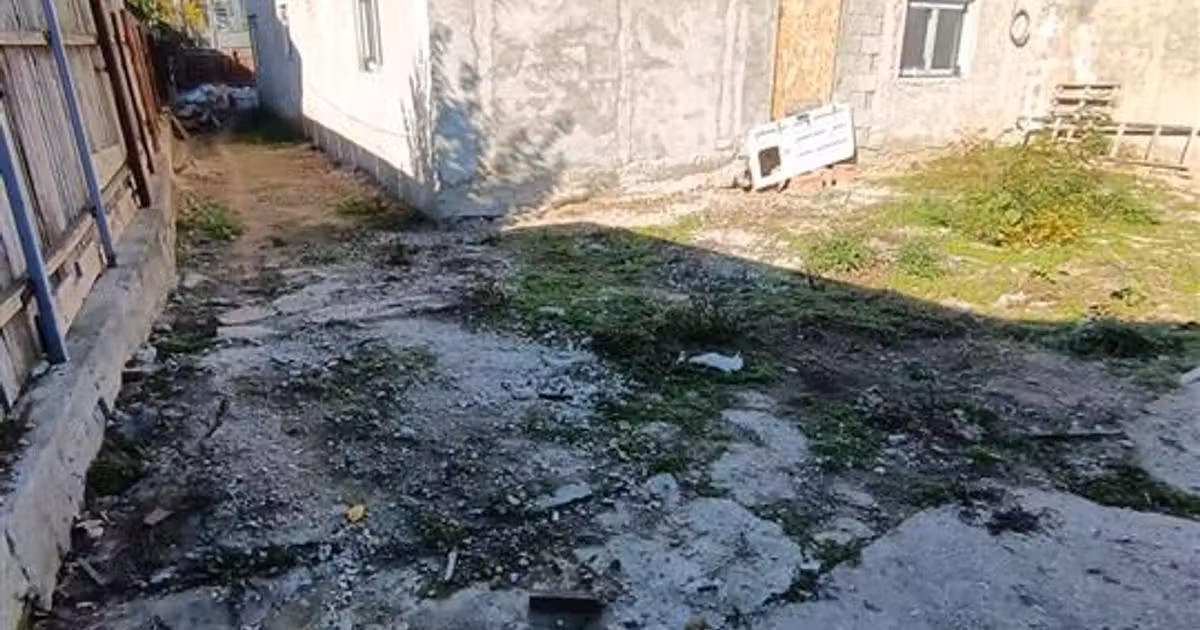 Casă de vânzare cu 6 camere în zona Apollo, Brăila