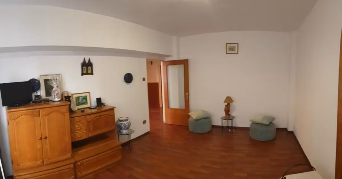 Apartament de vânzare cu 4 camere, mobilat în zona Călărași, Brăila