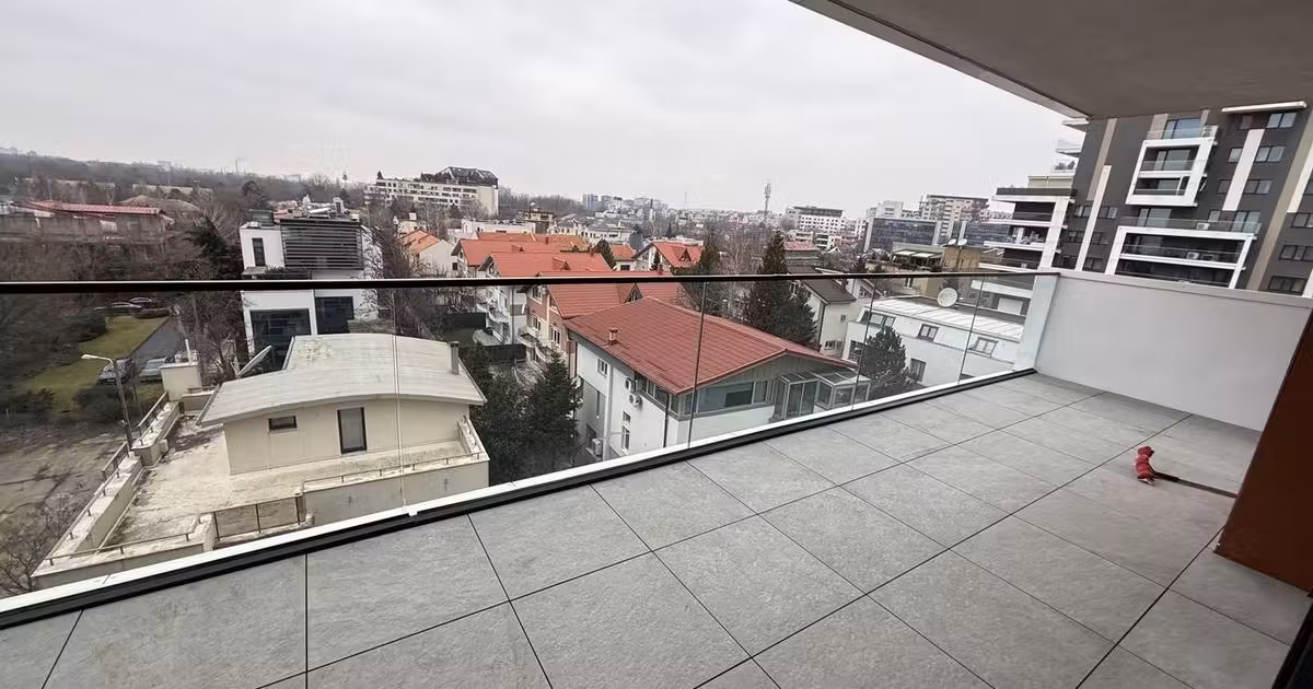 Apartament de vânzare cu 3 camere în zona Herăstrău, Sector 1