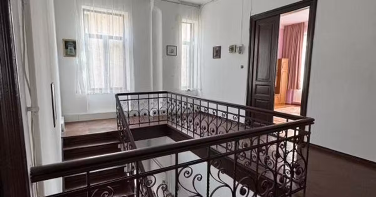 Apartament de vânzare cu 4 camere în zona Kogălniceanu, Ultracentral