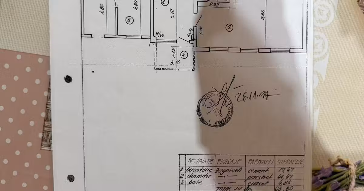 Casă individuală de vânzare cu 2 camere în zona Polonă, Sector 1