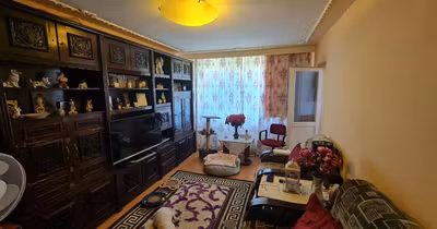 Apartament Titan