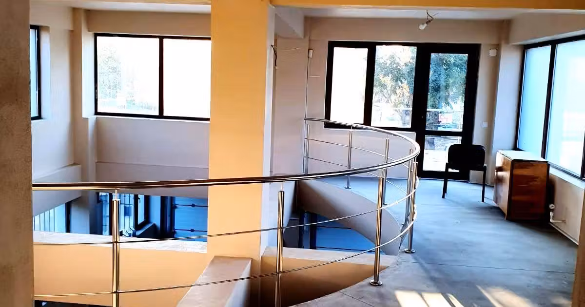 Casă de vânzare cu 6 camere în zona Bd. Coșbuc, Galați