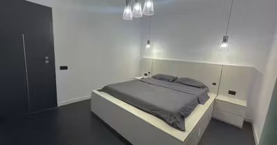 Apartament Titan