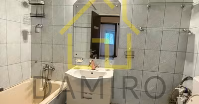 Apartament Titan