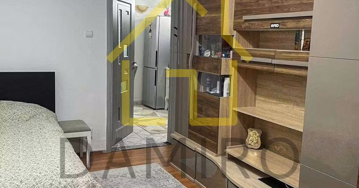 Apartament de vânzare cu 2 camere, mobilat în zona Titan, Sector 3