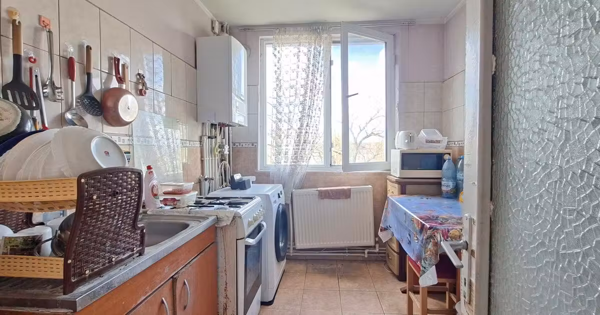 Apartament de vânzare cu 2 camere în zona Țiglina 1, Galați