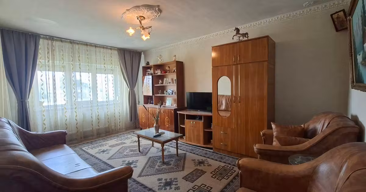 Apartament de vânzare cu 2 camere în zona Micro 21, Galați