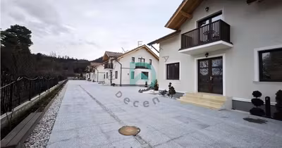 Casă Schei