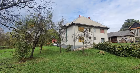 Casă Șișești