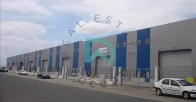 Spațiu comercial Tractorul