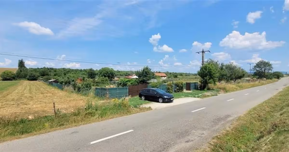 Casă individuală de vânzare cu 3 camere în Șura Mică