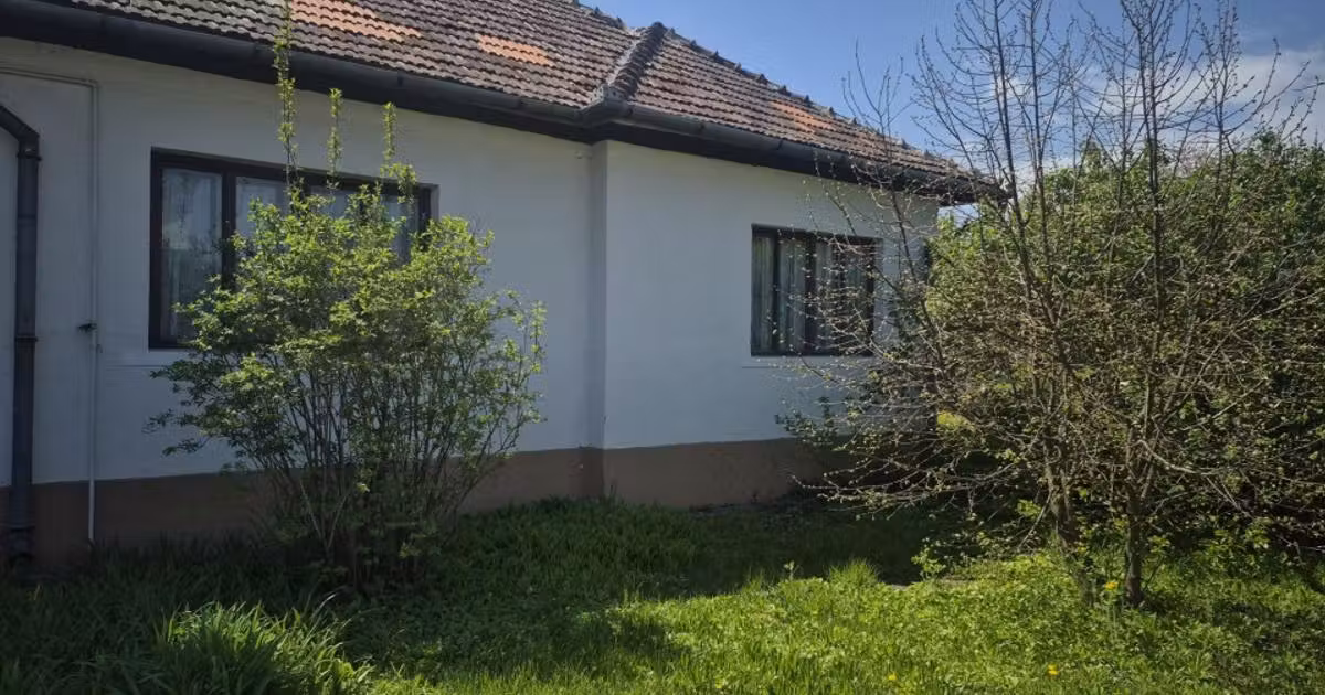 Casă individuală de vânzare cu 3 camere, mobilată în Iclod